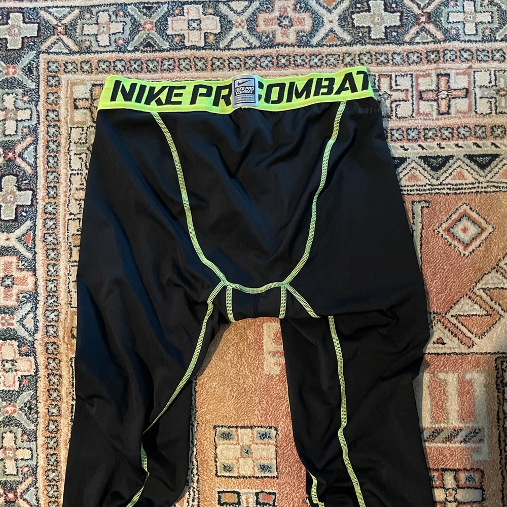 Nike tights base layer